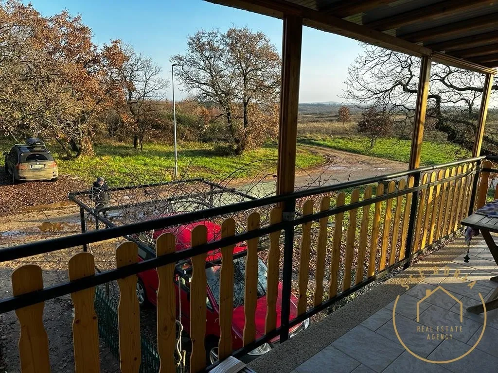 dvosoban stan u okolici novigrada - slika 2