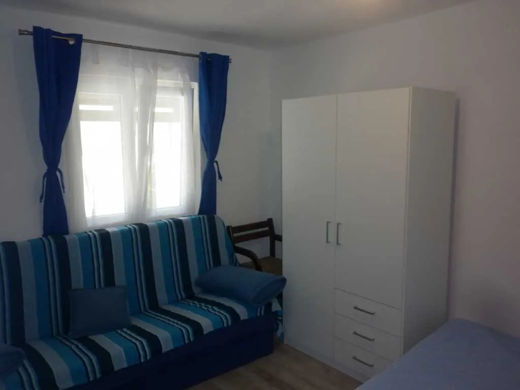 robinzonski turizam šime - slika 29