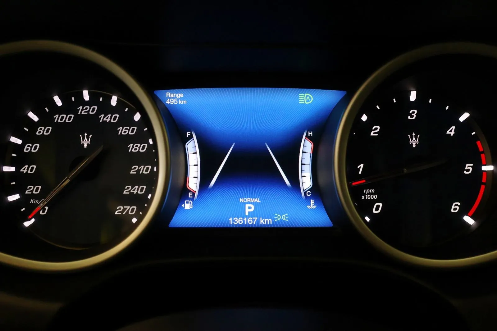 maserati ghibli diesel 3.0d v6 aut 275ks adapt.led radartemp - slika 11