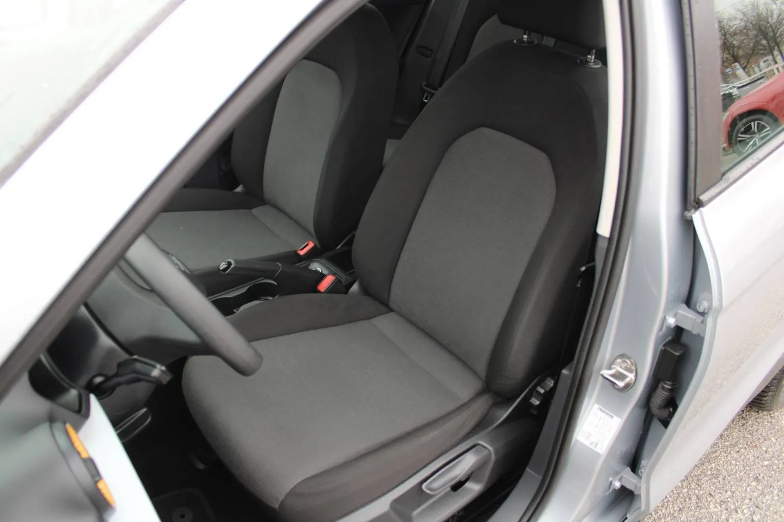 seat arona 1.0 tsi - slika 9