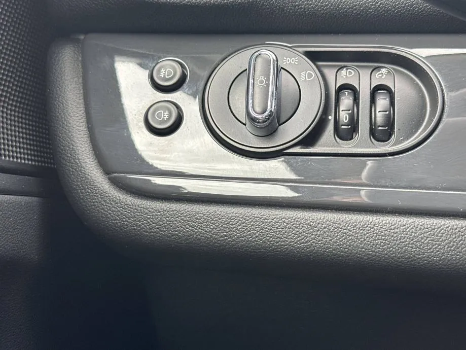 mini countryman business diesel automatik 150 ks *jamstvo 24 mjeseca! - slika 22