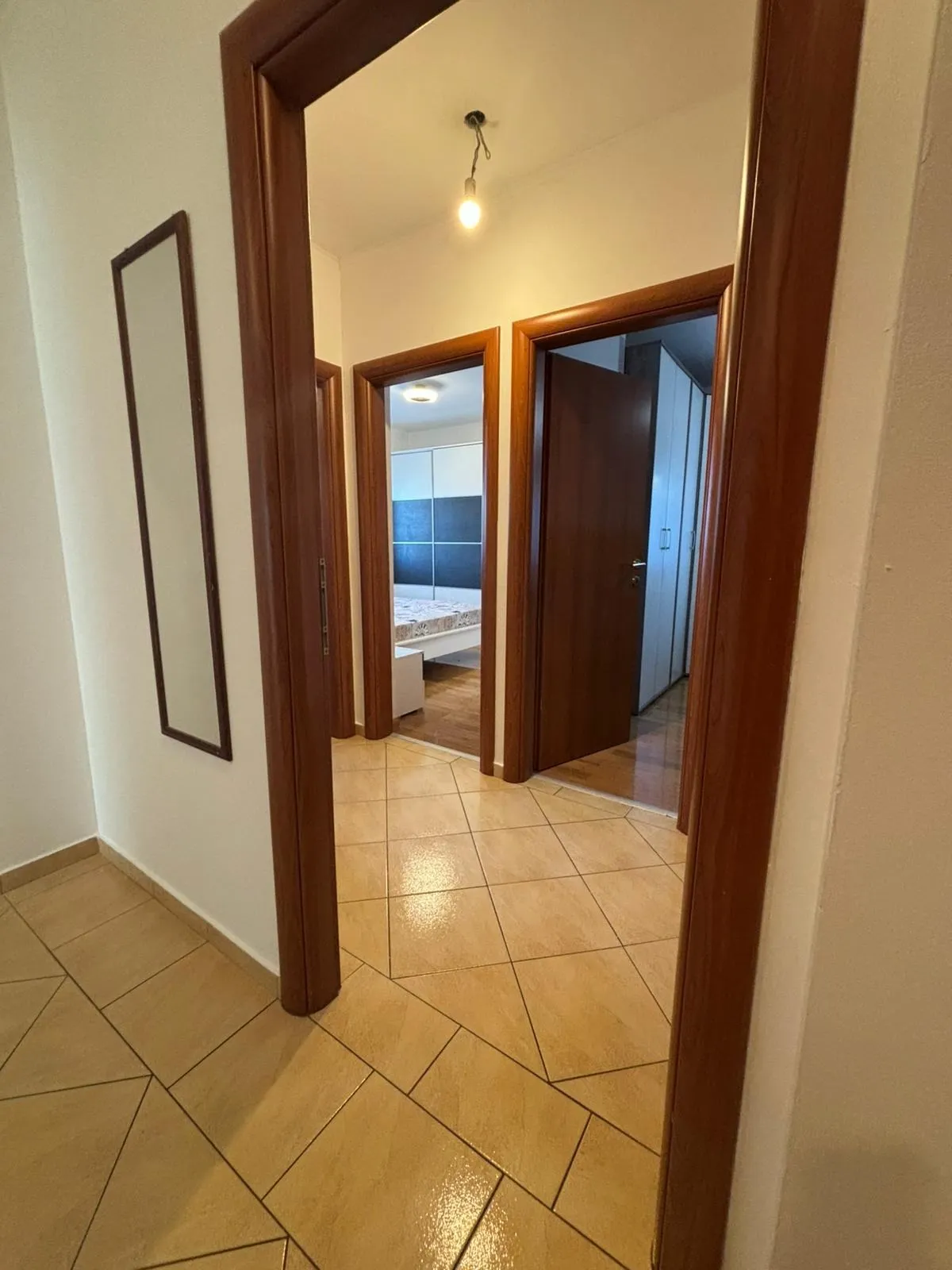dugoročni najam! trosoban stan: kaštel lukšić, 83.00 m2 - slika 10