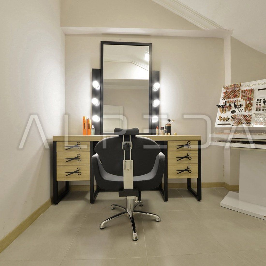 stolica za šminkanje uniq mkl makeup - slika 2