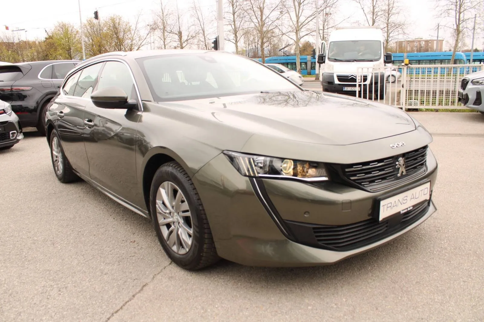 peugeot 508 sw 1.5 hdi *navigacija, kamera* - slika 3