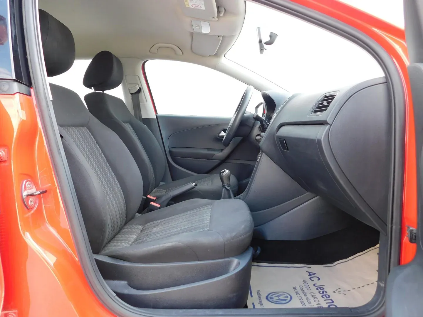 02737 volkswagen polo 1.4 tdi bmt family - slika 11