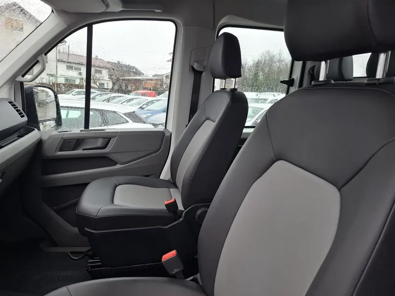 volkswagen crafter 2.0 tdi*140ks*dupla kabina 5+1*klima*kuka za vuču* - slika 9