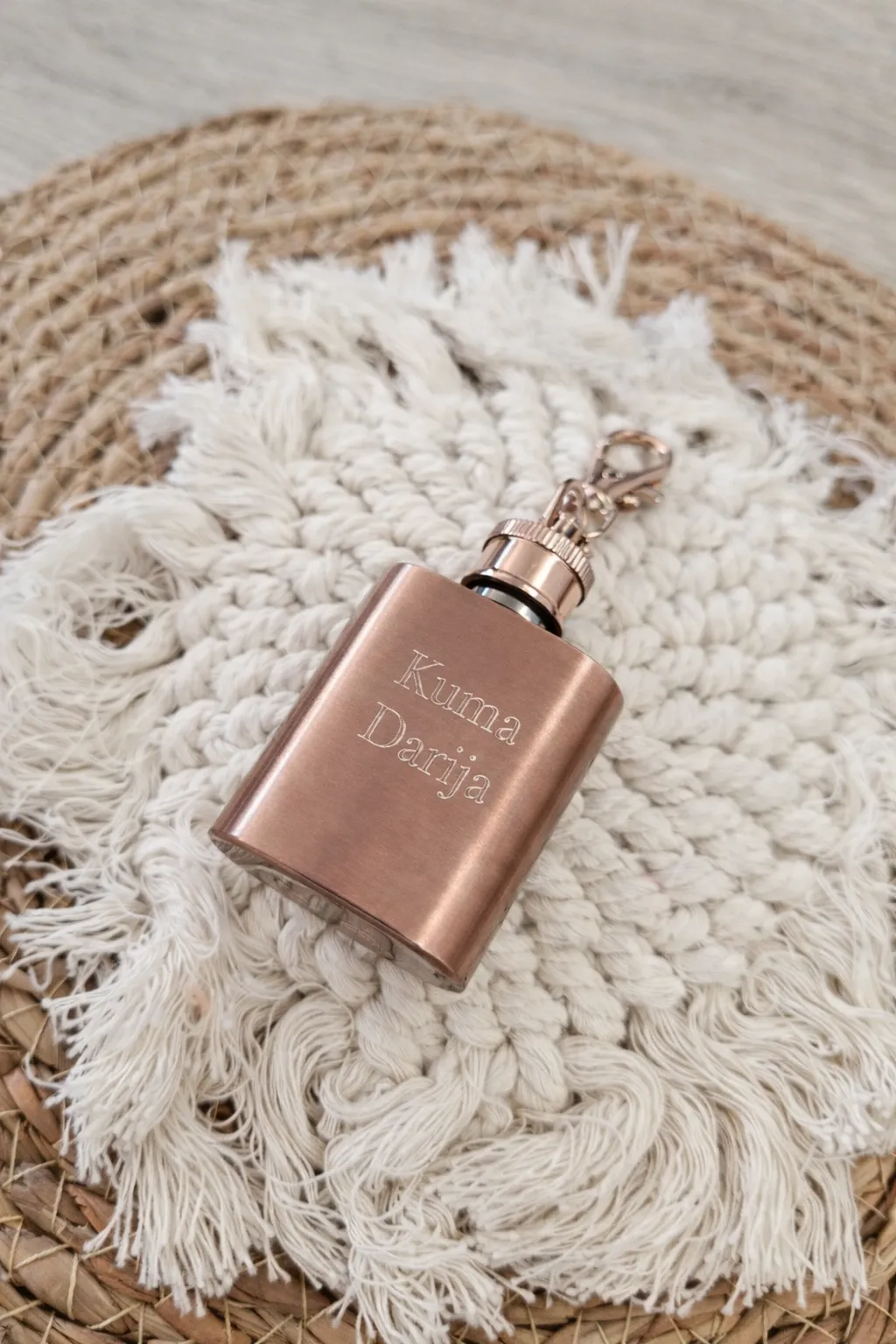 Privjesak pljoska (rose gold) - Otočac