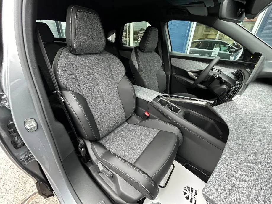 peugeot 3008 allure hybrid 145 e-dcs6 -- gratis registracija!! - slika 8