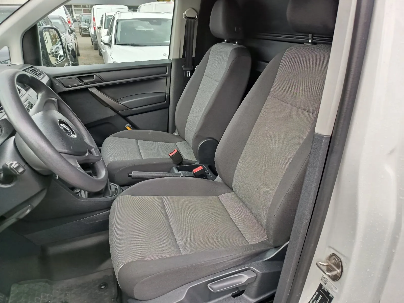 vw caddy 2.0 tdi,jamstvo do 2 god, 2019 god. - slika 8