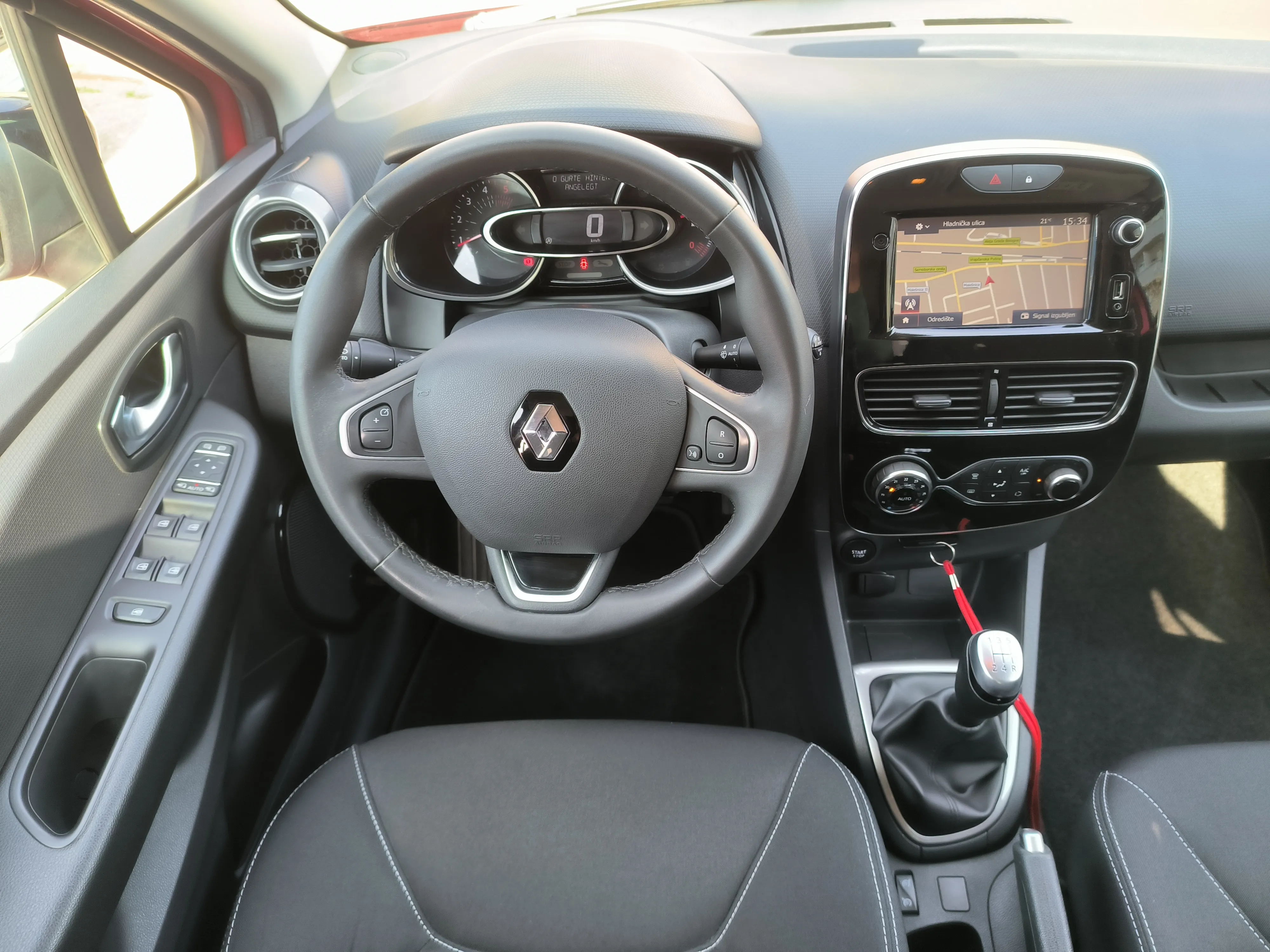 renault clio 1.5 dci limited, servisna, v. servis, jamstvo, reg. 1 god - slika 12