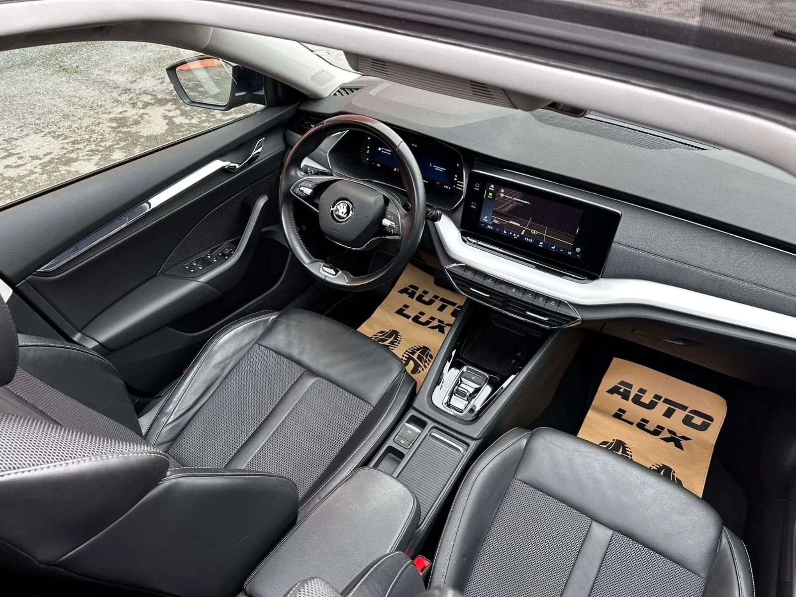 škoda octavia combi 2,0 tdi automatik •2021g•pano•kamera•leasing7god - slika 10