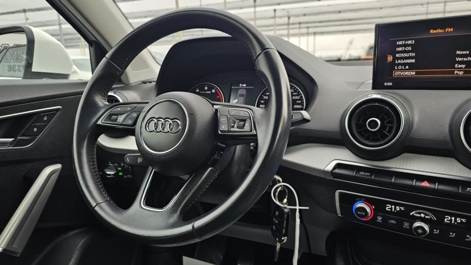 audi q2 1,0 tfsi,climtronic,tempomat,pdc,alu,43000km,hr auto,reg.9/25 - slika 10