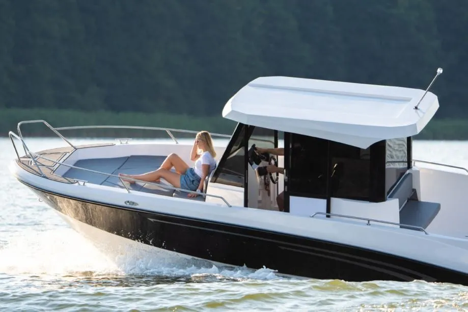 marion 722 pilothouse - slika 4