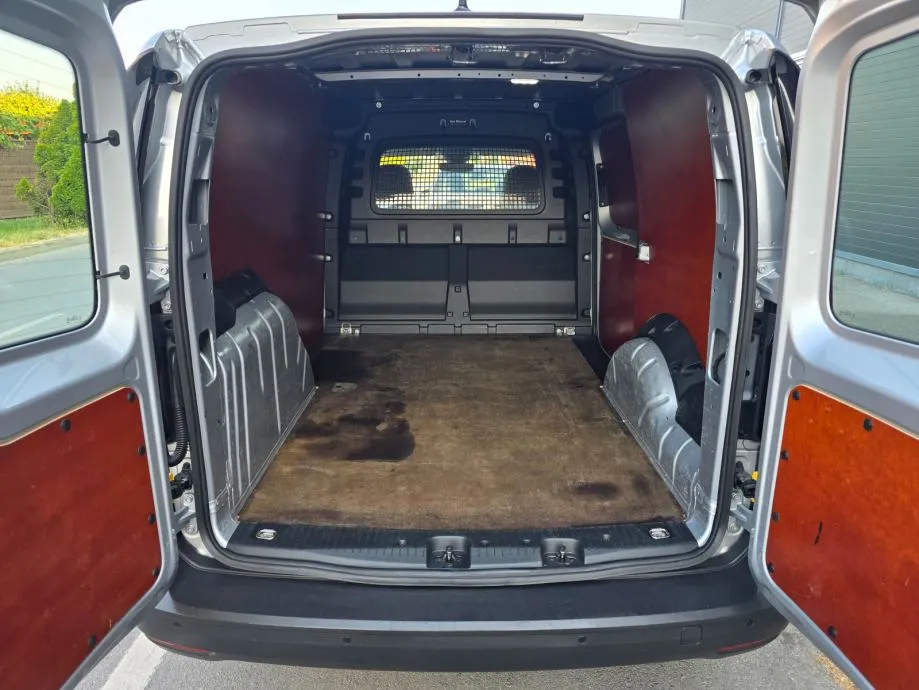 vw caddy maxi, 2.0 tdi, mf volan, velika navigacija, senzori - slika 9
