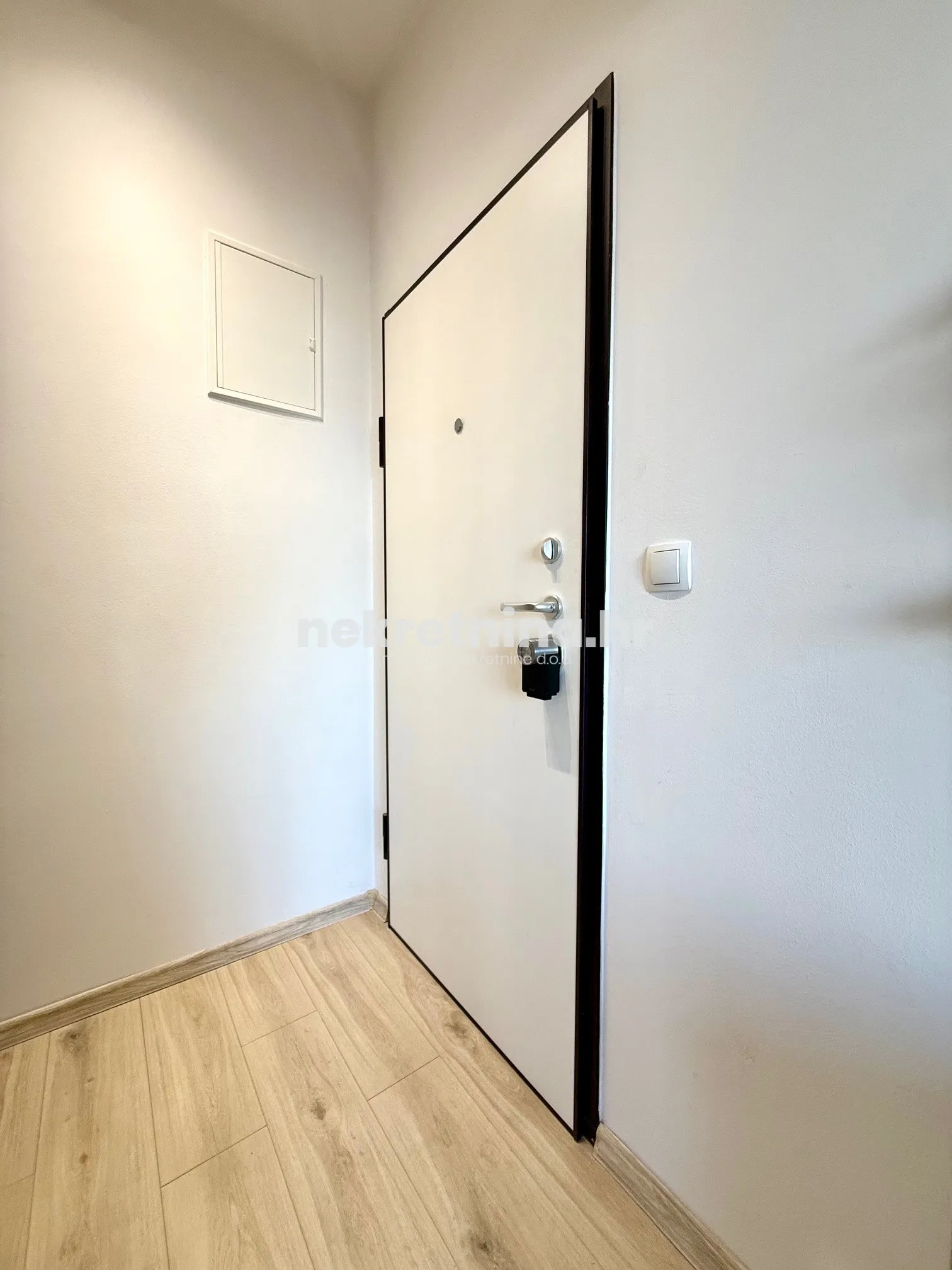 prodaja - trosobni stan - gornja dubrava - oporovec - 87m2 - slika 26