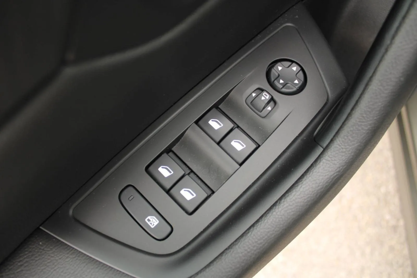 peugeot 508 sw 1.5 hdi *navigacija, kamera* - slika 14