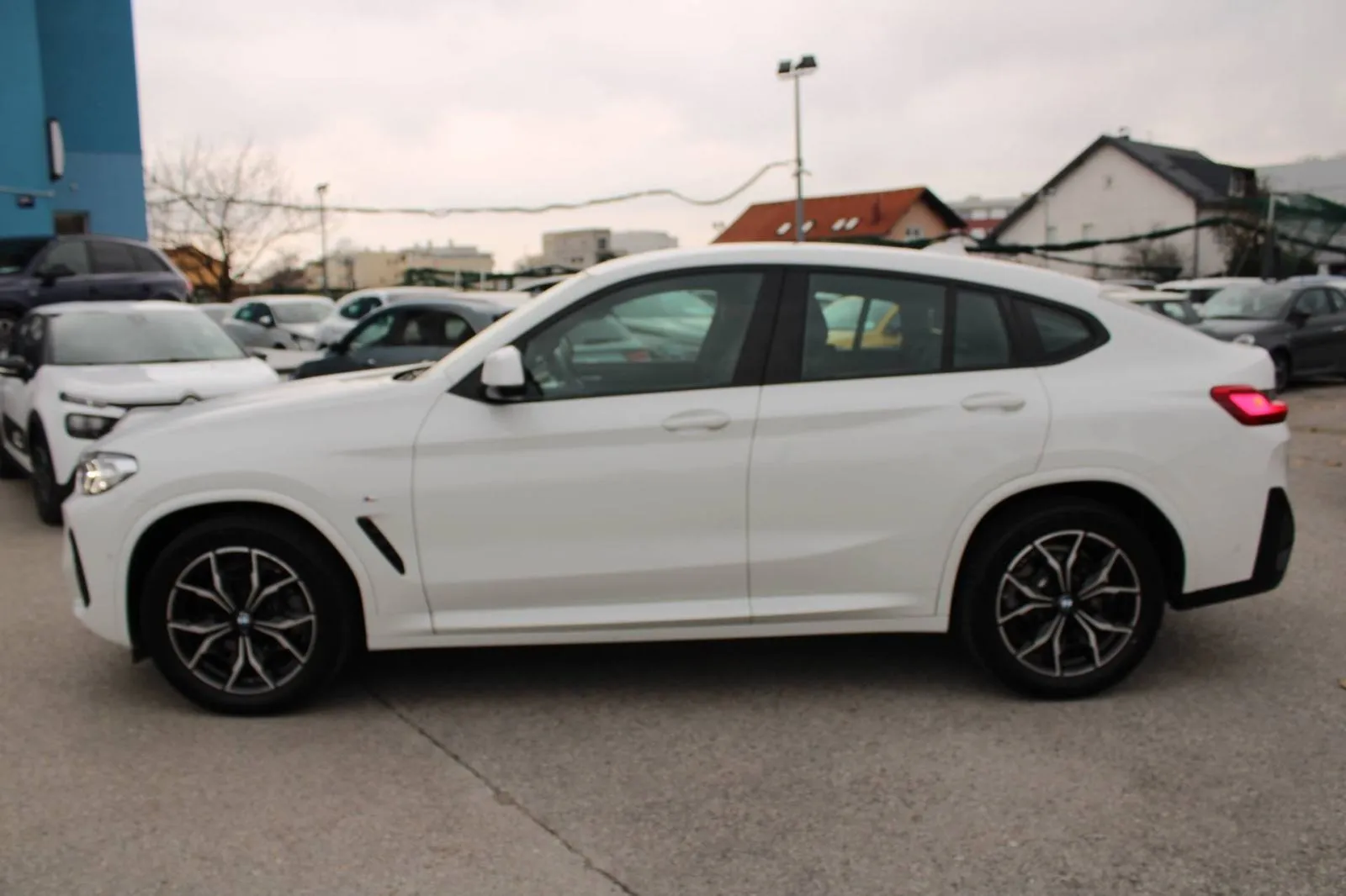 bmw x4 20d xdrive automatik m-paket *led, navigacija, kamera* - slika 15