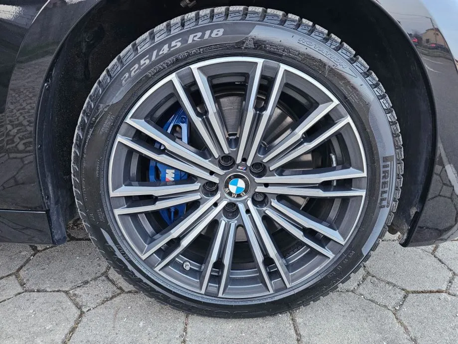 bmw 330e, m-paket, laser, virtual, koža, harman/kardon, ambi, reg, pdv - slika 9
