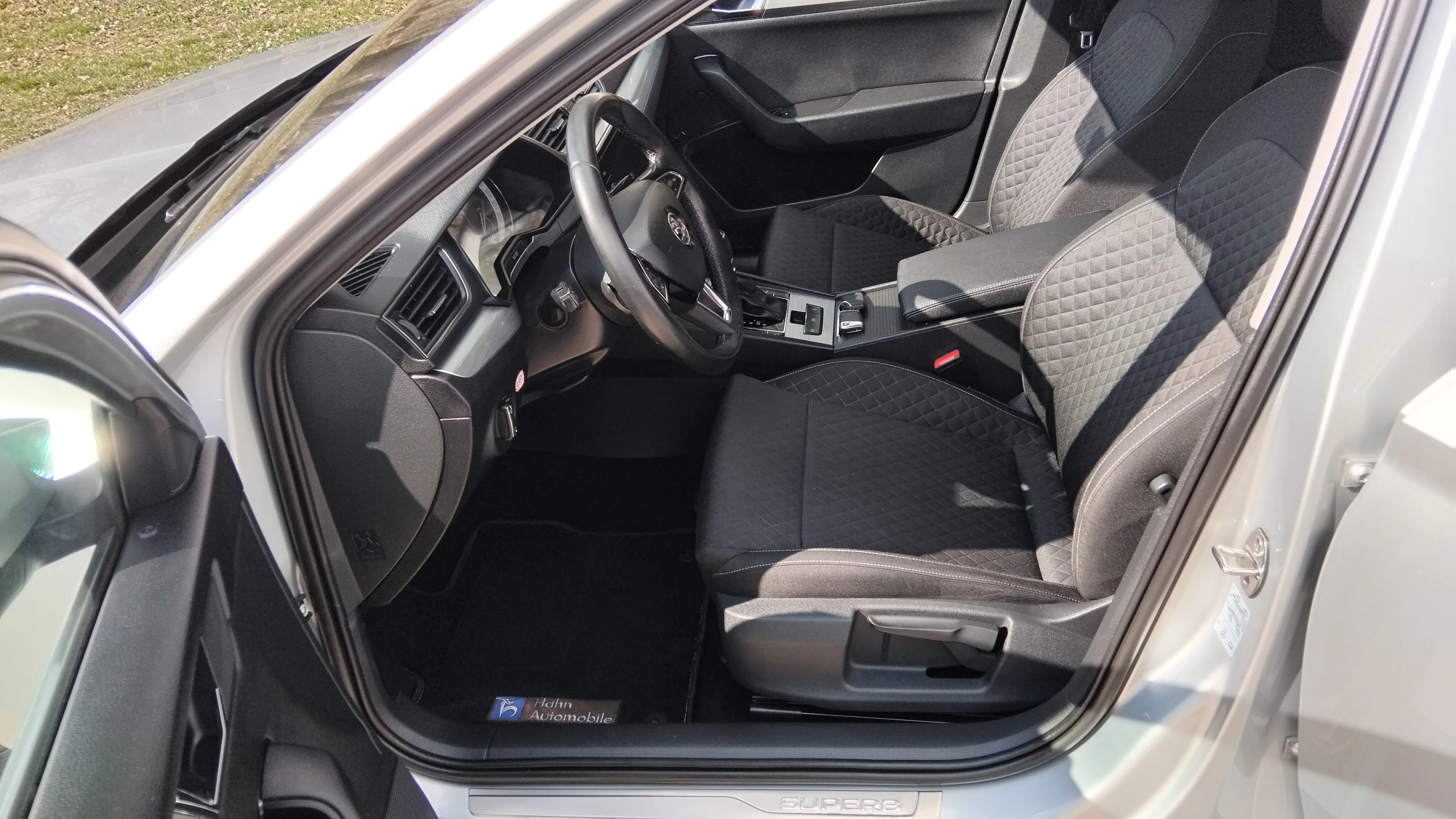 škoda superb combi 2,0tdi dsg, 2020god.140kw, 190ks - slika 13