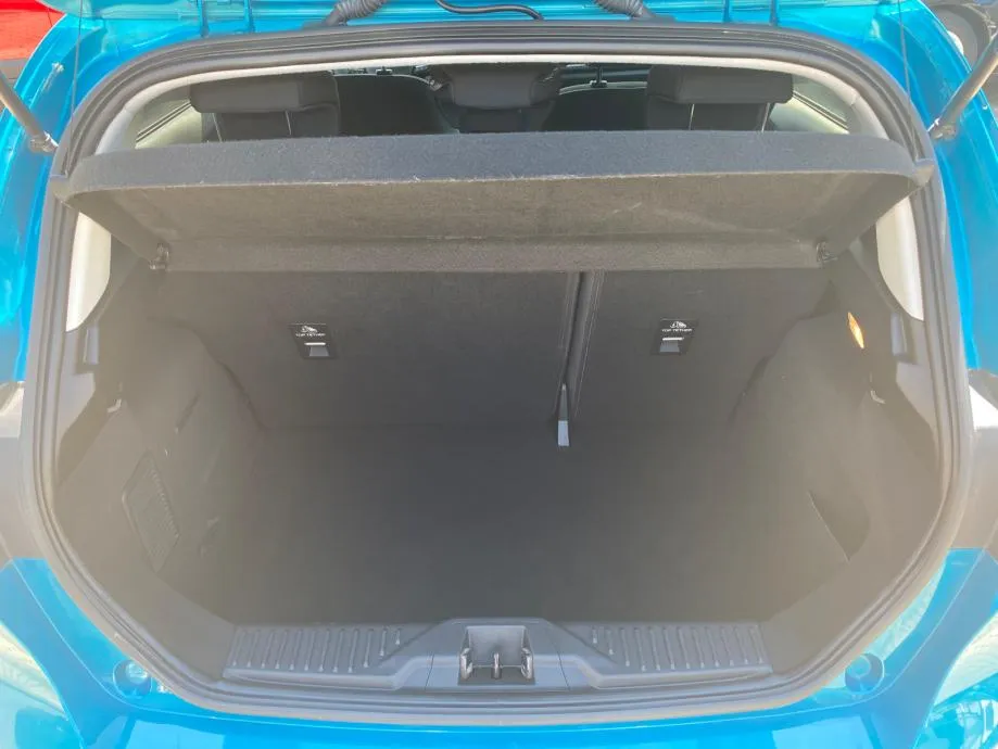 ford fiesta 1,1 - slika 24