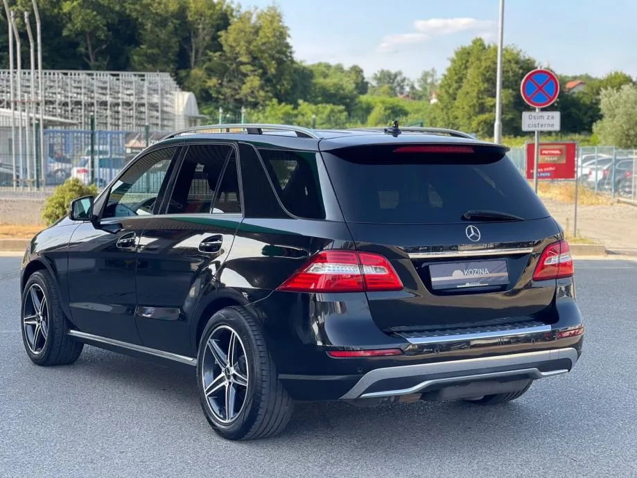 ••mercedes ml 350 cdi 4matic, amg, full oprema•• - slika 8