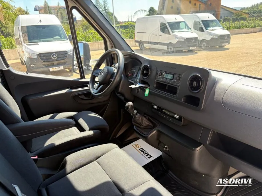 mercedes sprinter 315 cdi lang kofer, 2023 god. - slika 12