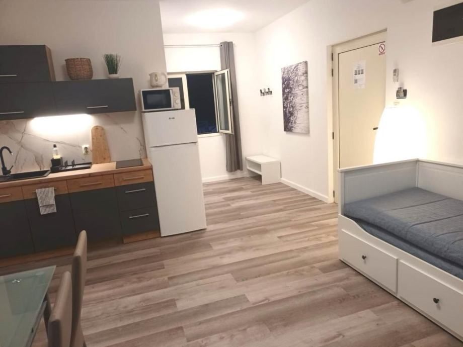 vila lara: bol, višekatnica 1000 m2 (prodaja) - slika 3