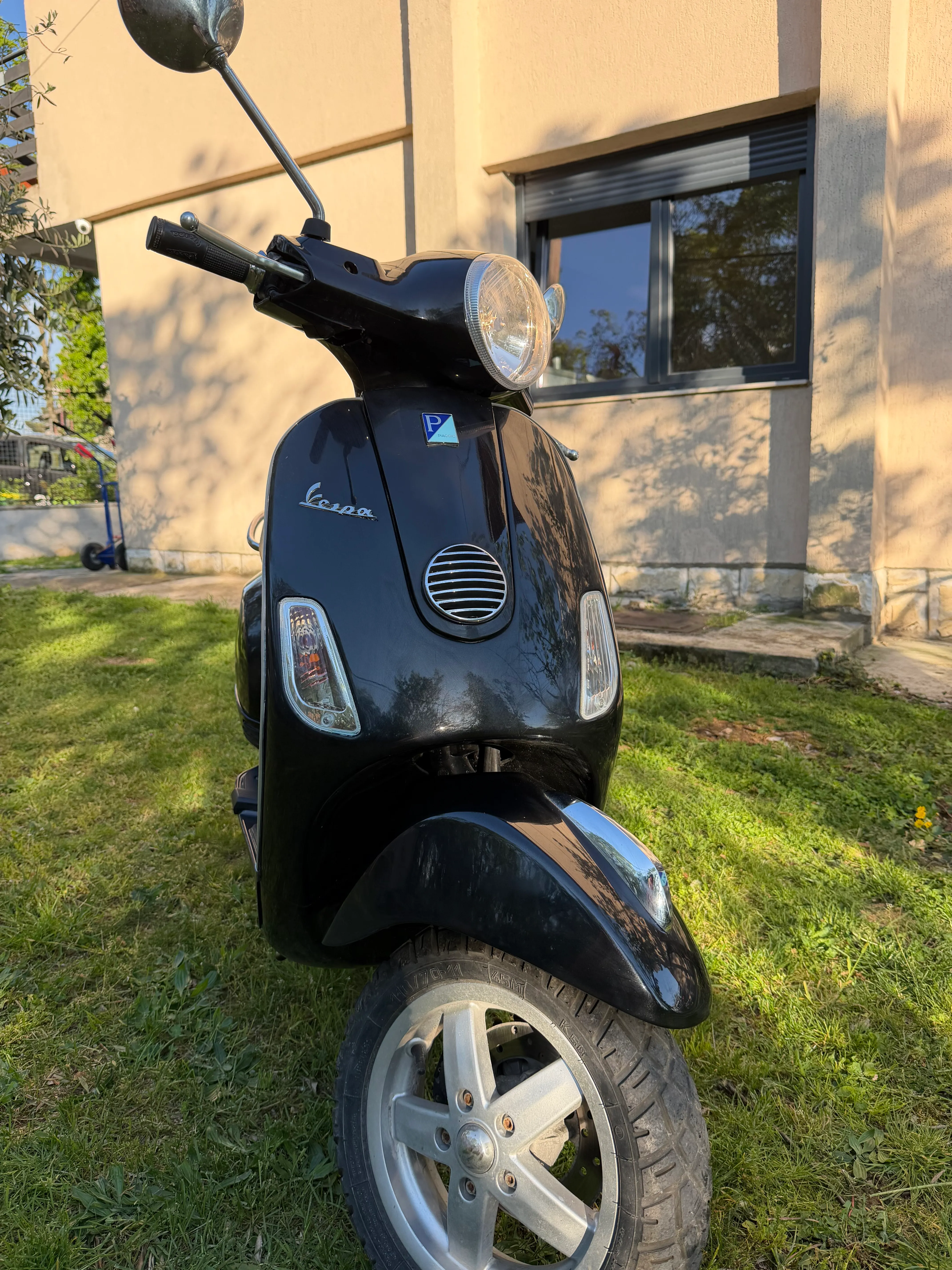 prodajem vespu lx 125 (2012.) 🛵 - slika 8