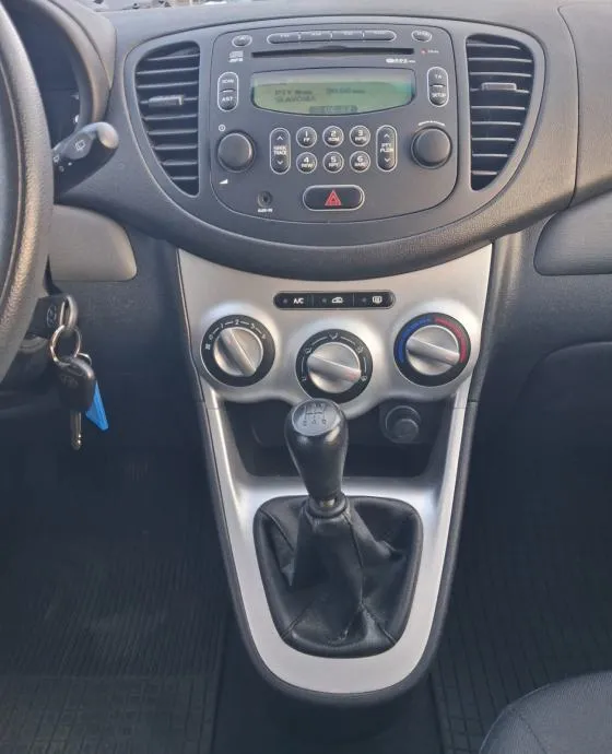 hyundai i10 1,1, 2010 godina, 114000 km , kartice 24/36 rata - slika 11