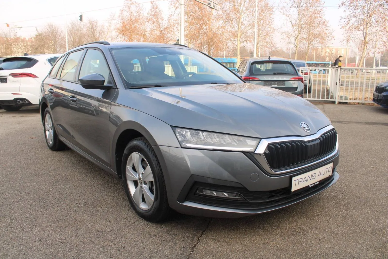 škoda octavia combi 2.0 tdi dsg 150ks *led, navigacija* - slika 3