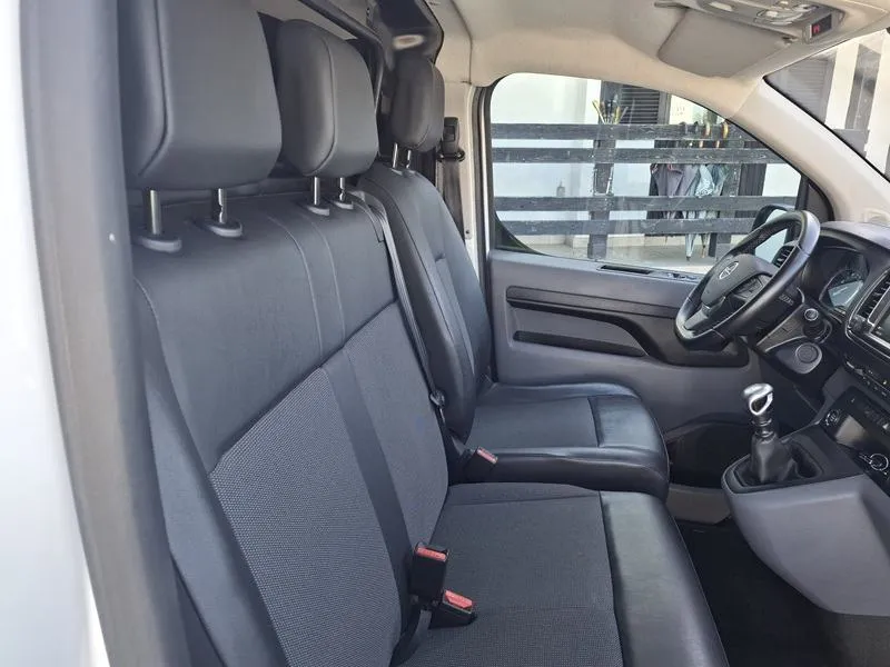 opel vivaro 2.0 cdti*122ks*hladnjača*klima*park.kamera* - slika 14
