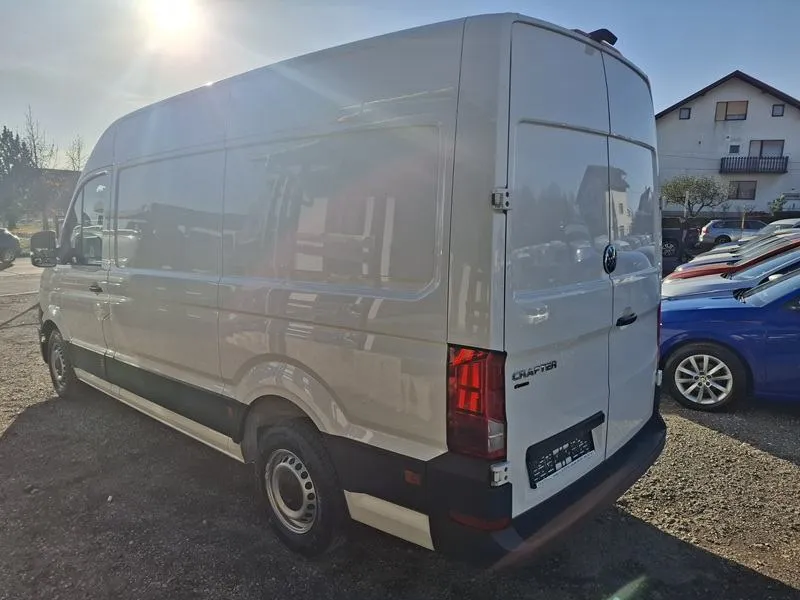 volkswagen crafter 2.0 tdi*177ks*klima*navigacija*park.kamera* - slika 9