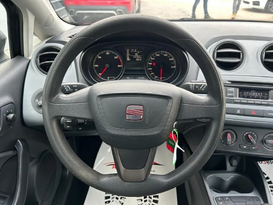 seat ibiza tdi - 2014 - 130000 km - servisna - garancija - reg 1 god! - slika 9
