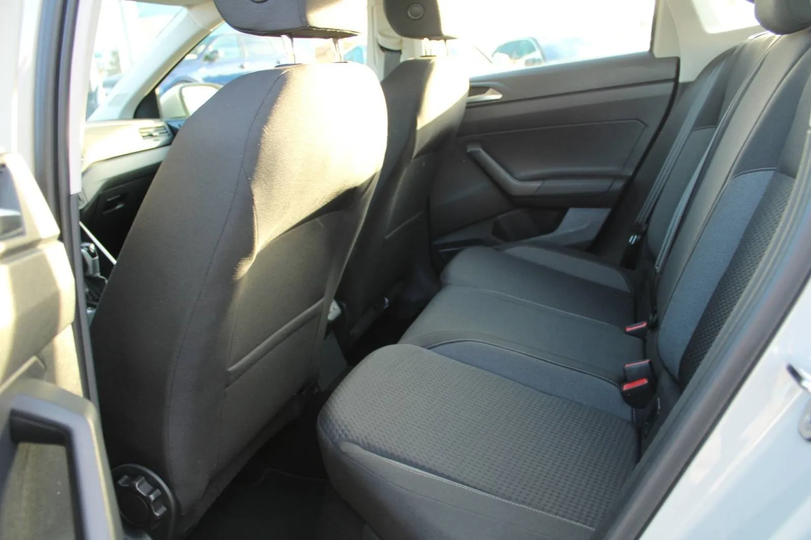 vw taigo 1.0 tsi dsg - slika 10