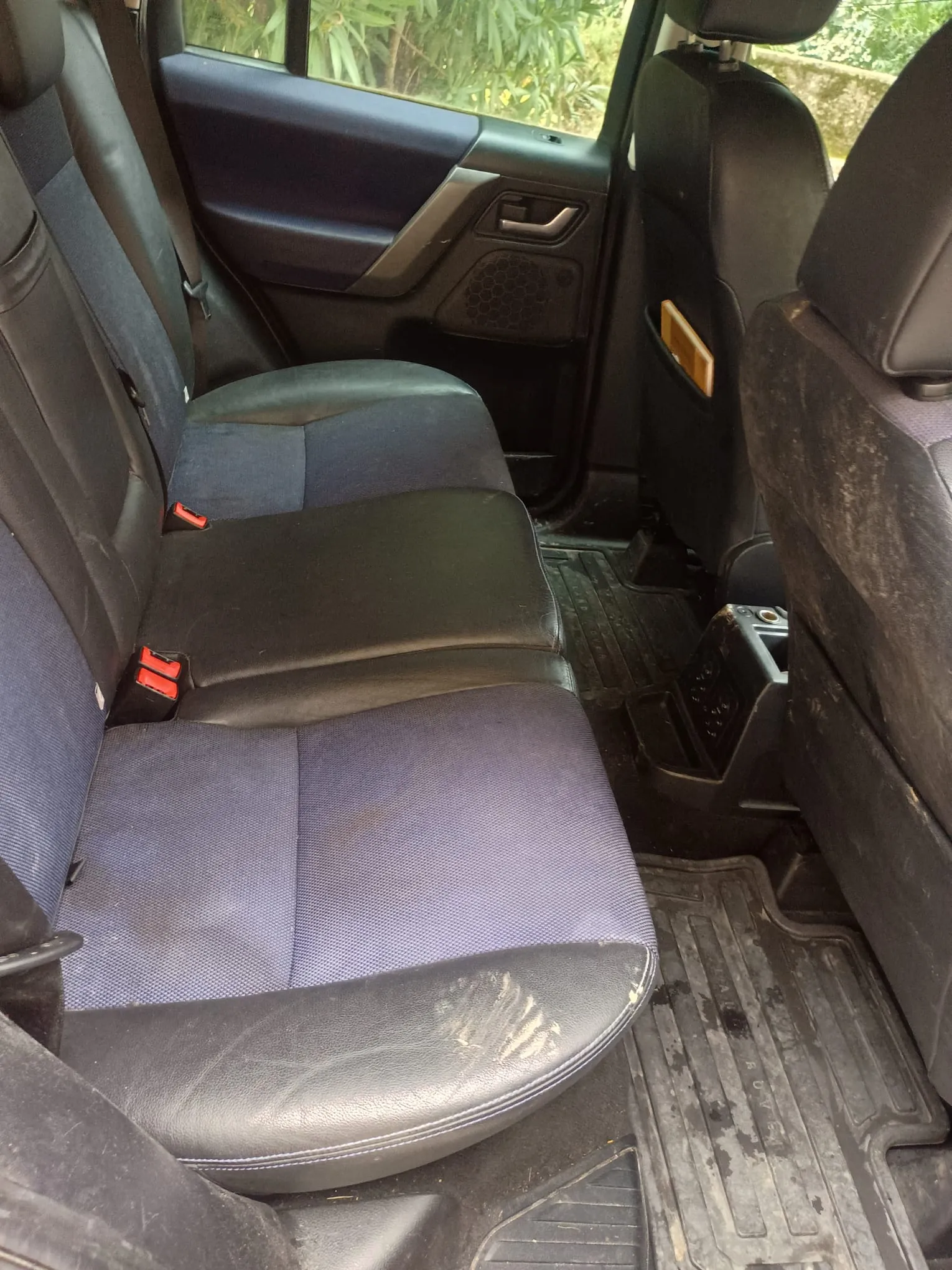 land rover freelander 2,2d - slika 10