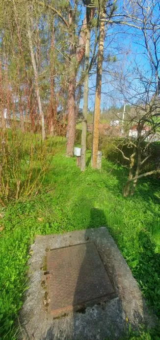 poljana sutlanska, drv. kućica i započ.gradnja kuće na imanju 11600m2 - slika 9