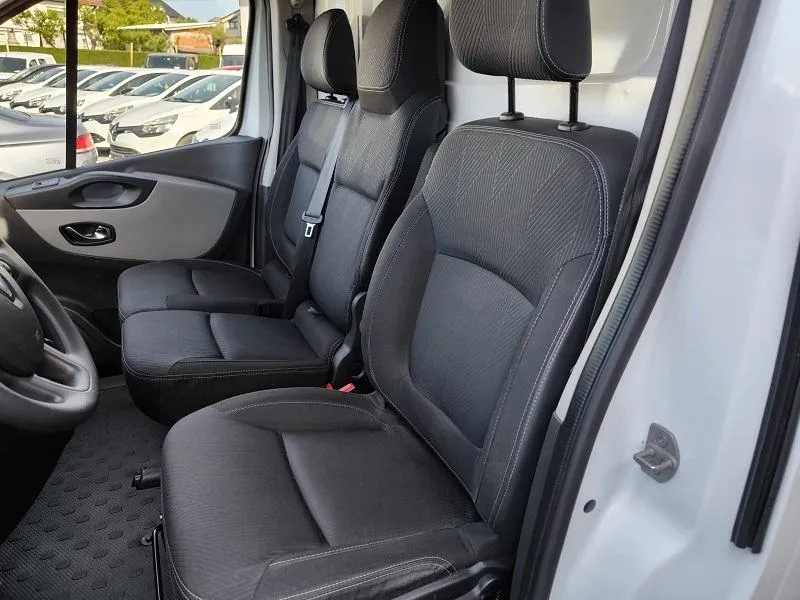 renault trafic 1.6 dci*120ks*klima*krovni nosači*tempomat* - slika 10