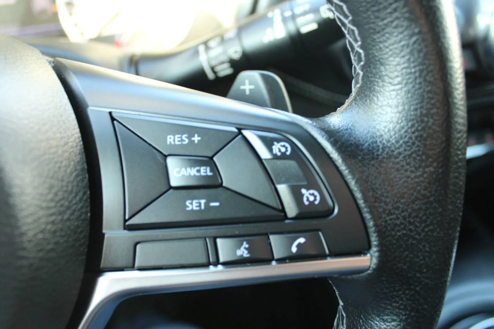 nissan juke 1.0 dig-t automatik n-connecta *kamera* - slika 15