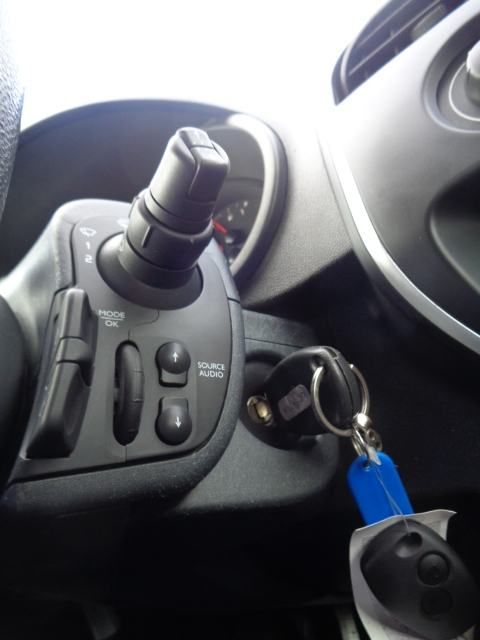 renault kangoo furgon 1,5 dci; hr auto; klima; tempo; mfu; park. senz - slika 4