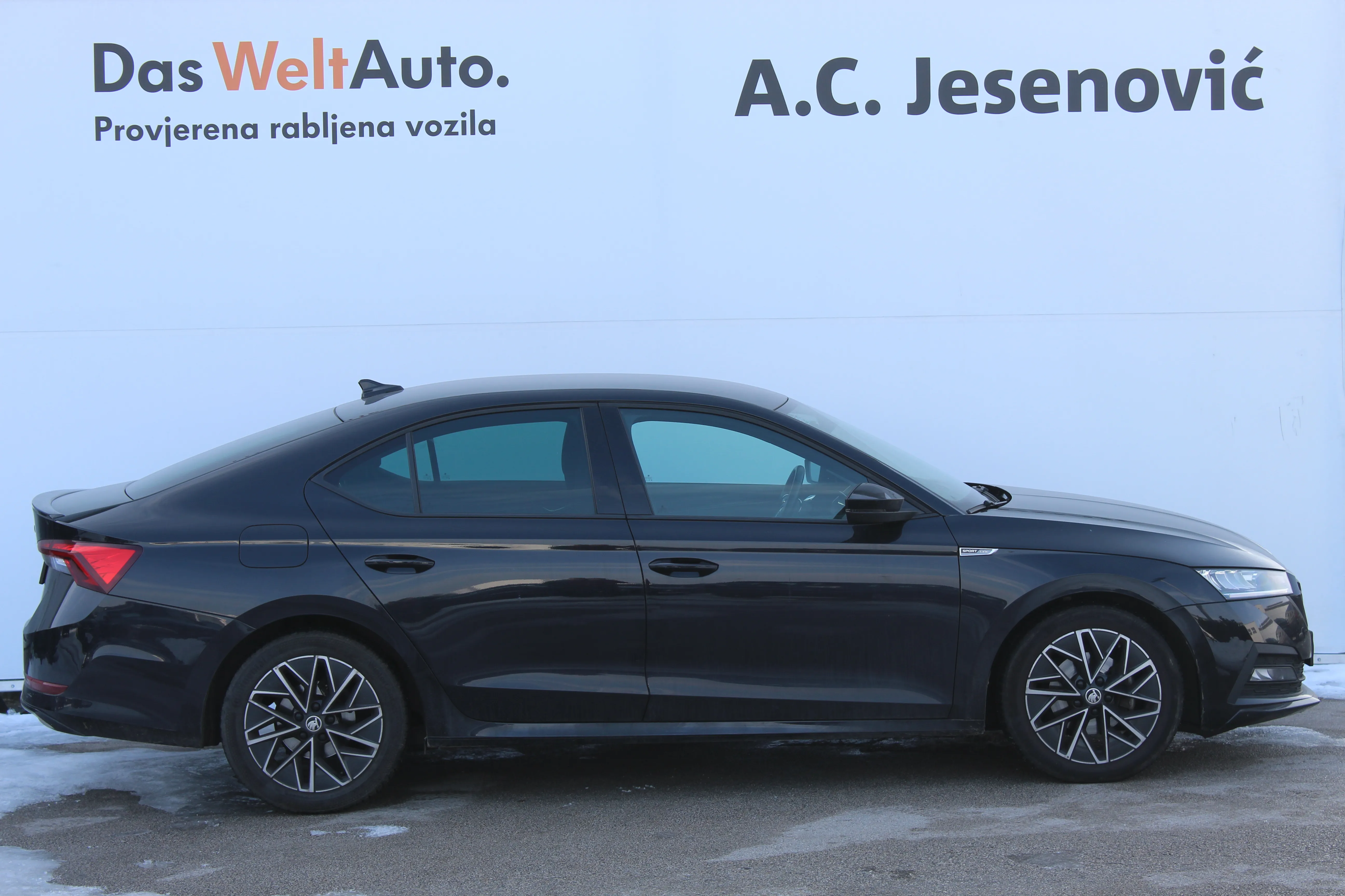 10882 škoda octavia sportline 2.0 tdi - slika 4
