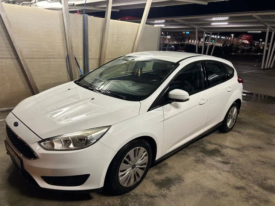 ford focus 1,0 - slika 6