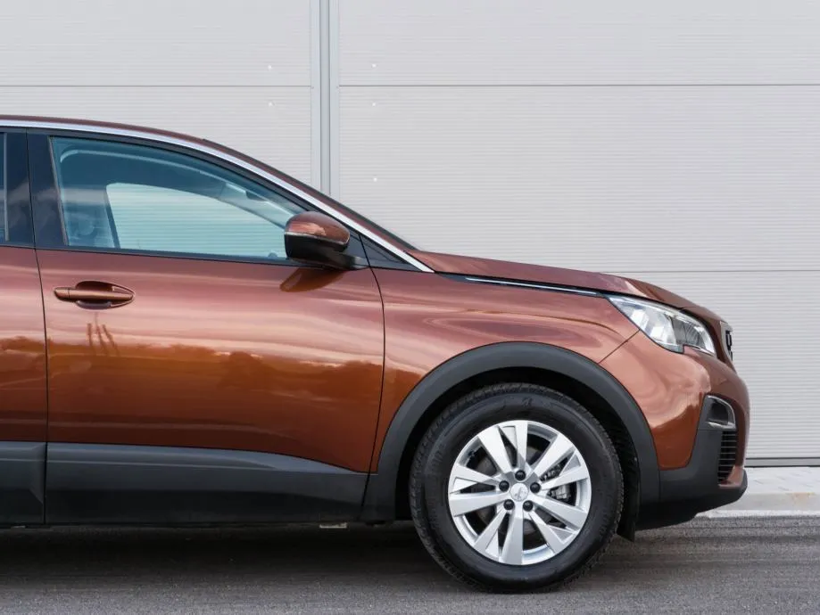 peugeot 3008 1,5 bluehdi | automatik | p. senz | navi | jamstvo - slika 11