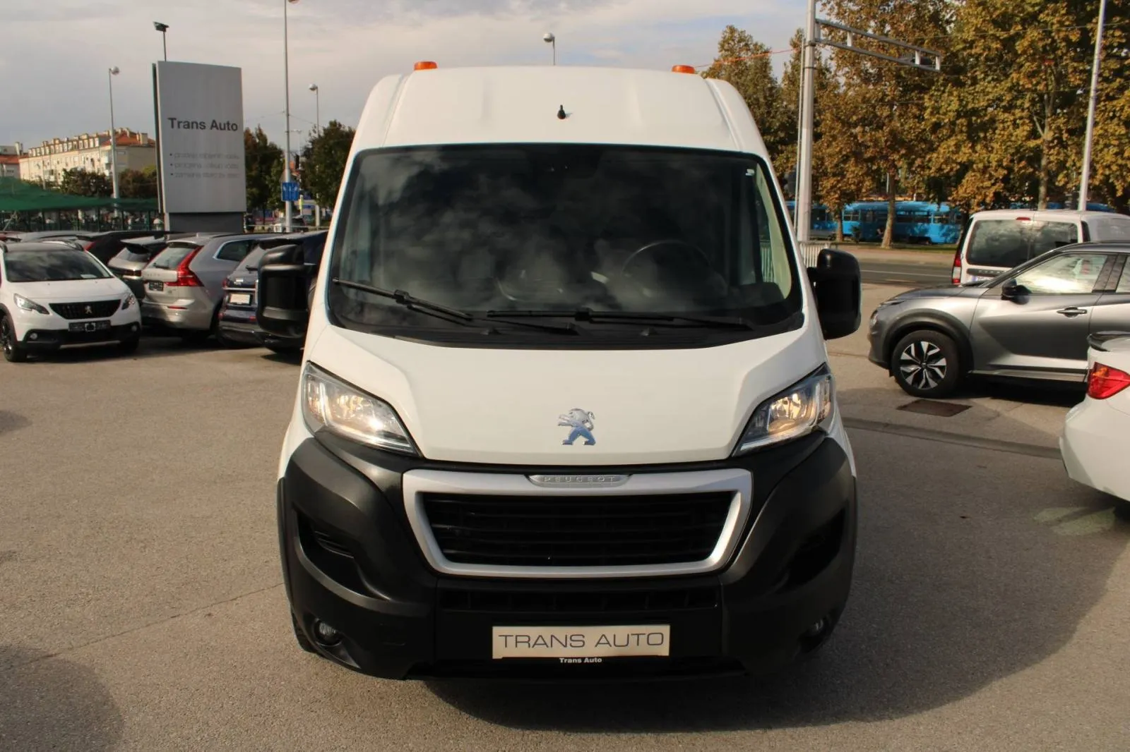 peugeot boxer 2.2 hdi l2h2 *navigacija, kamera*, 2020 god. - slika 2
