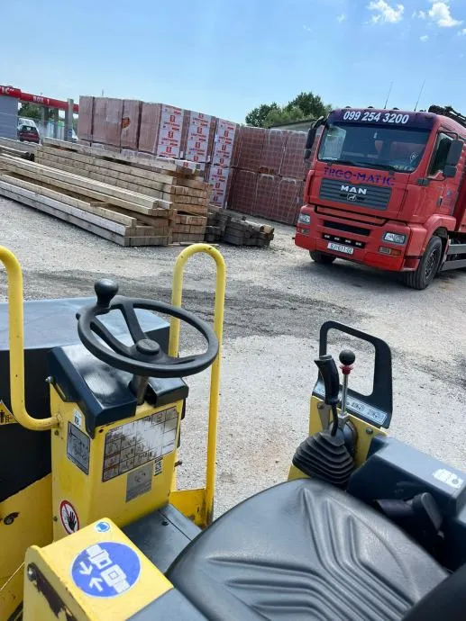 valjak bomag b 80 - slika 2