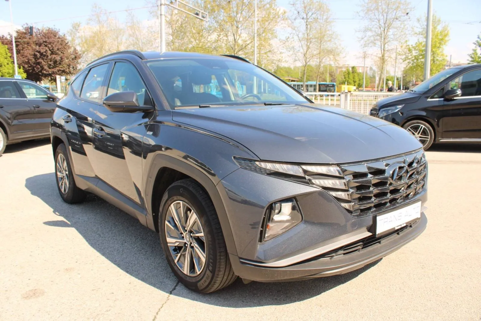 hyundai tucson 1.6 crdi automatik *led, navigacija, kamera* - slika 5