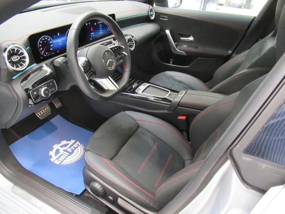 mercedes-benz cla 200 d amg/pano/night/keyless/multibeam led/19'' - slika 16