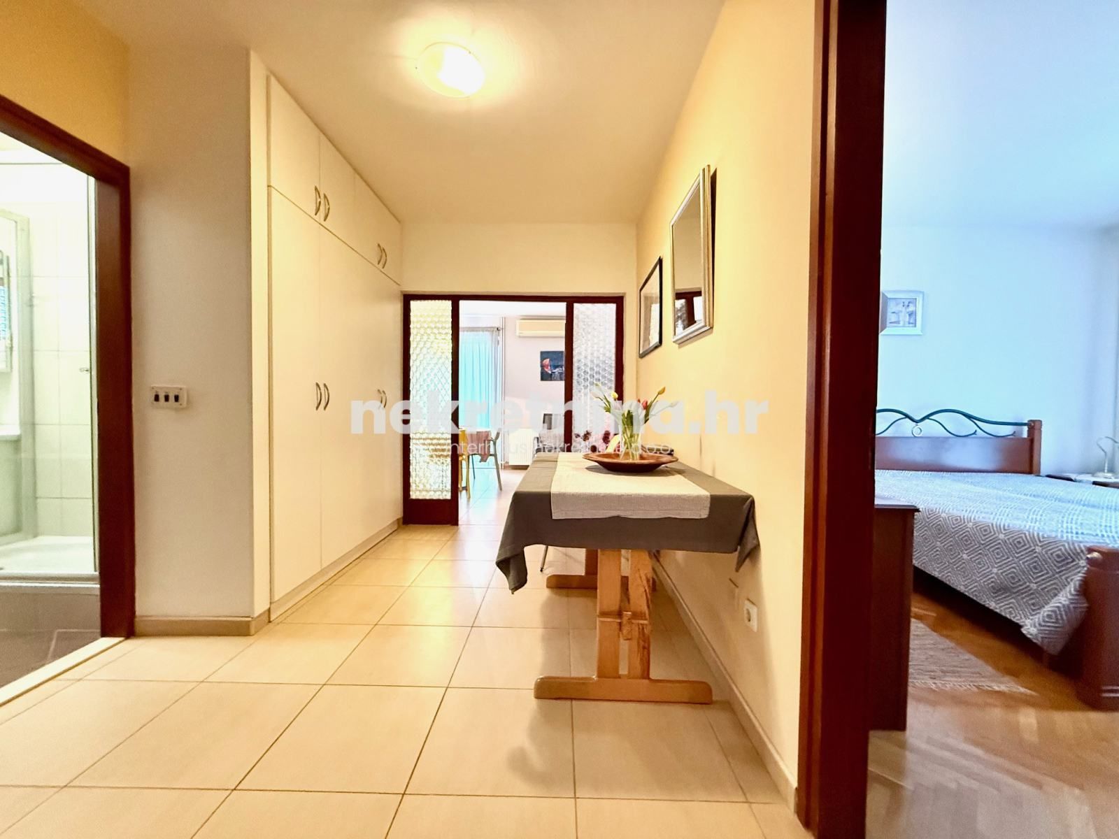 prodaja – kuća – sv. filip i jakov – 405m2 – 4 apartmana - slika 13