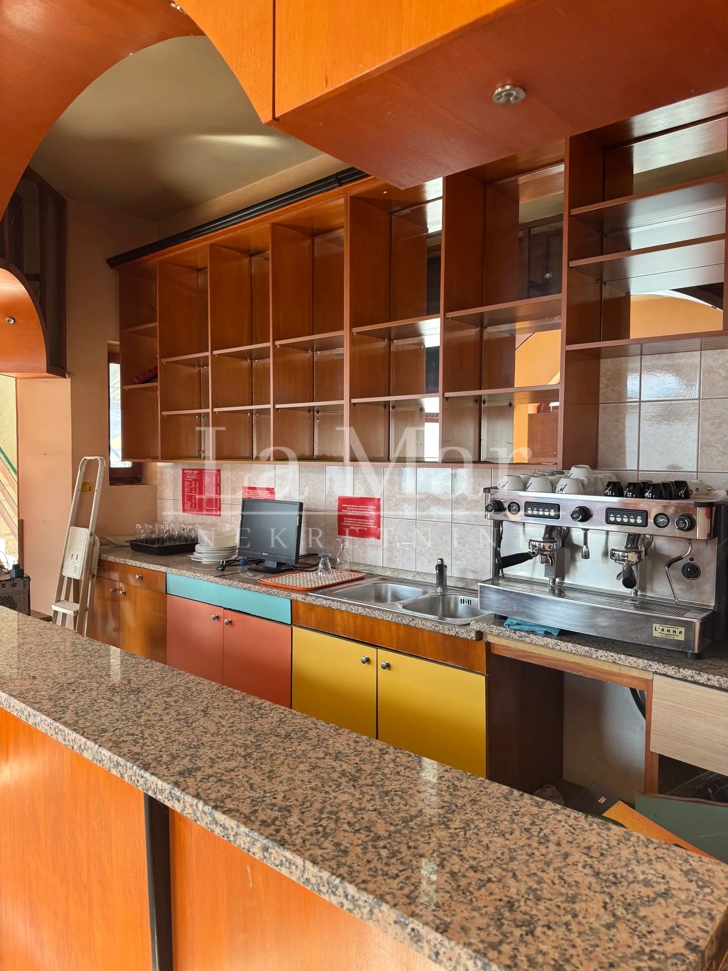 harmica - poslovno-stambeni objekt -535,16 m2 - slika 14