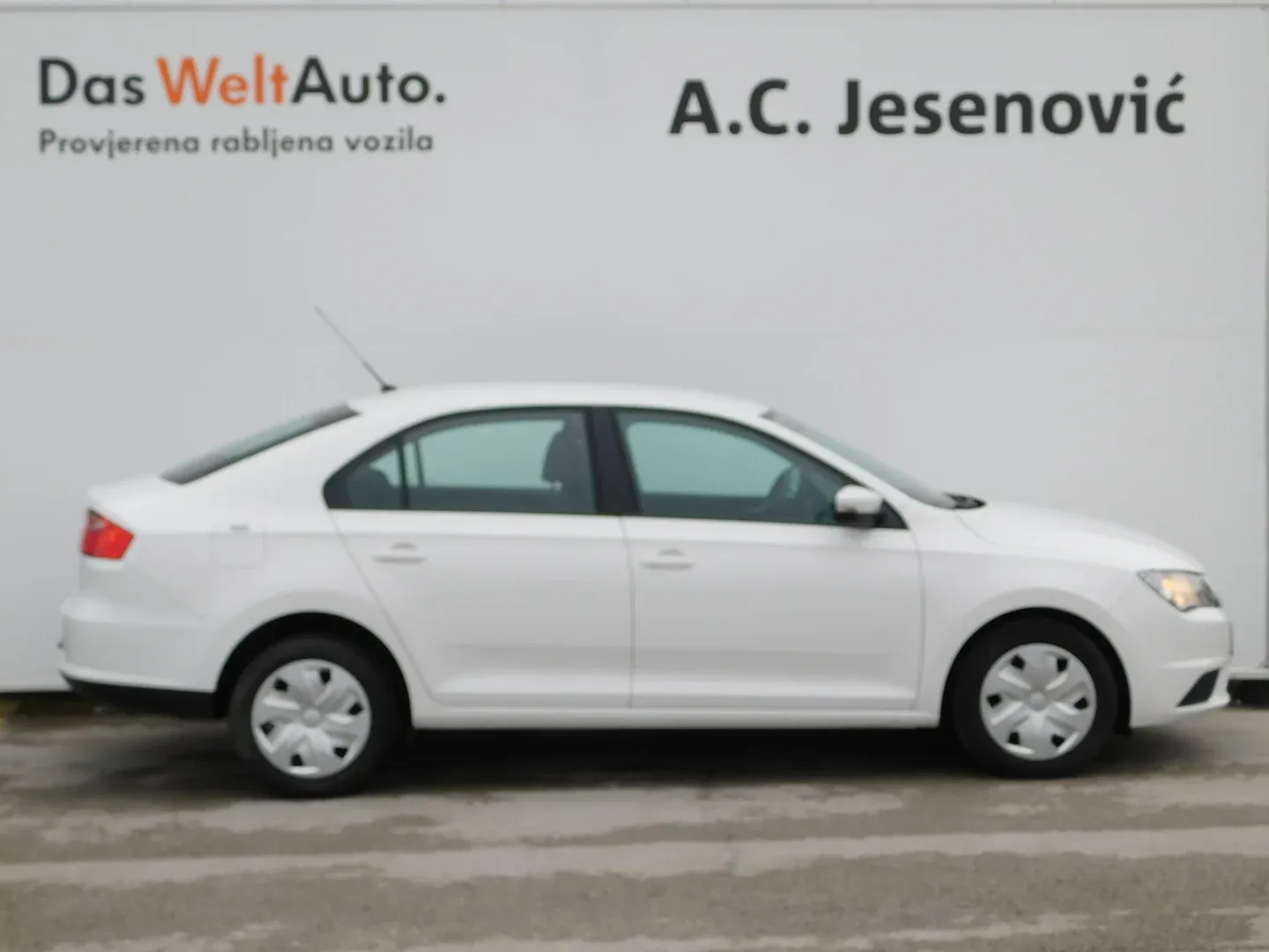 06017 seat toledo 1.4 tdi cr reference eco s&s - slika 4