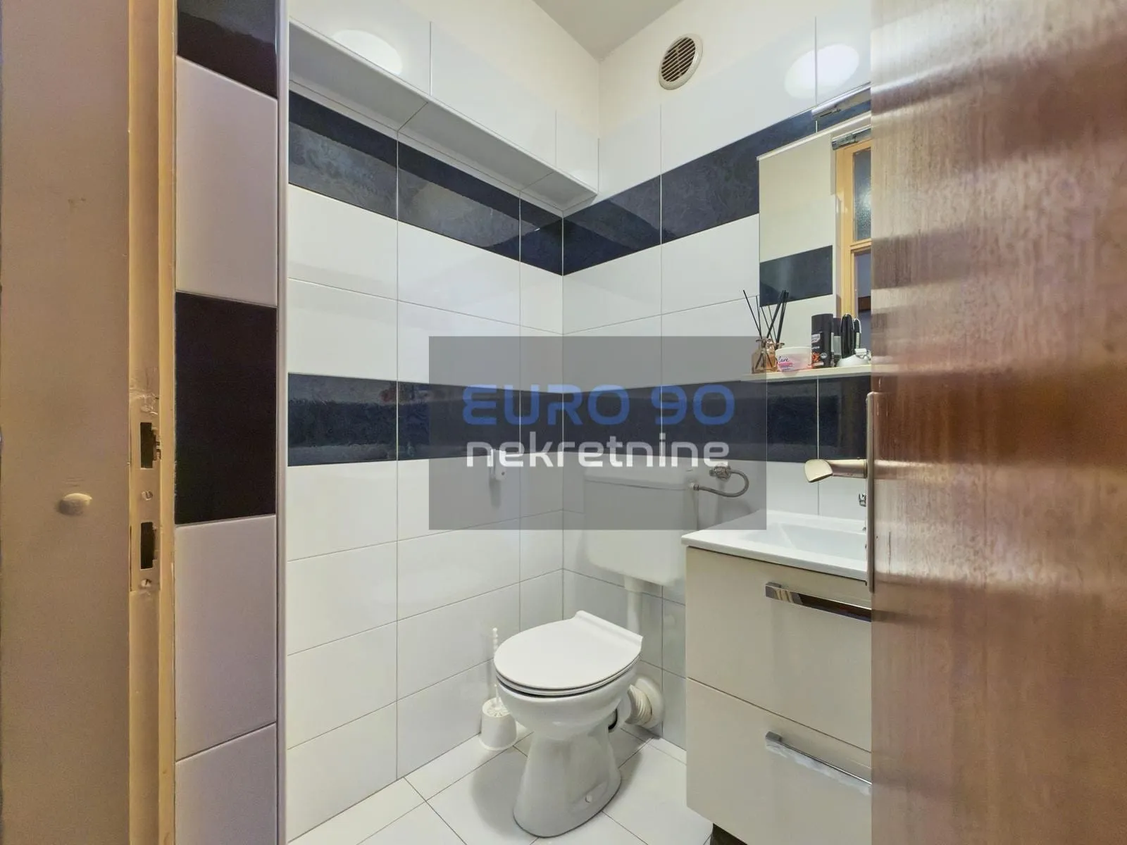 zadar/bili brig-namješten trosoban stan 89 m2, pogled na more !!! - slika 19